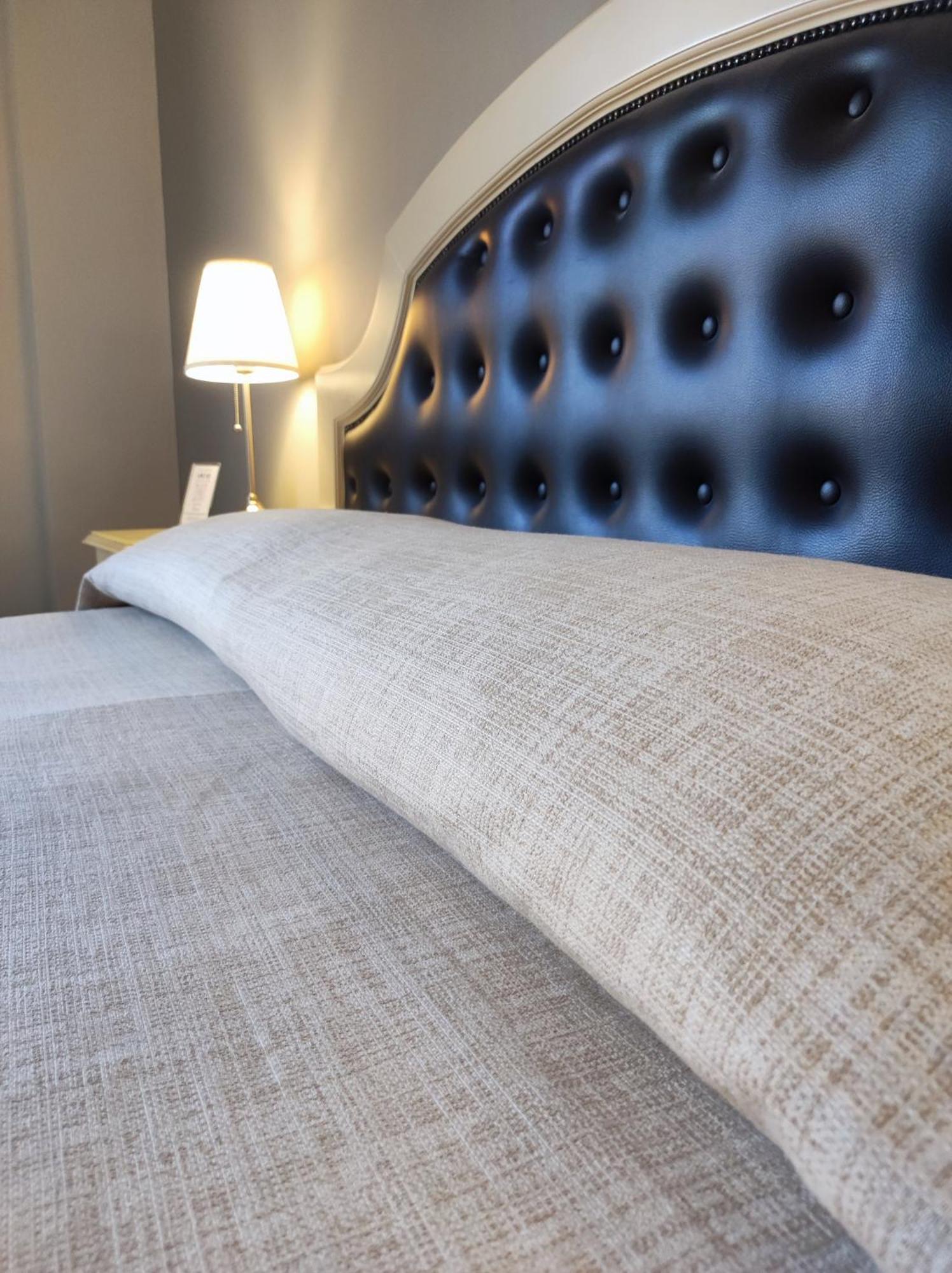 La Collegiata Guest House Катания Екстериор снимка