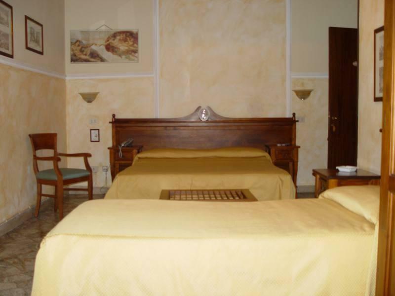 La Collegiata Guest House Катания Екстериор снимка
